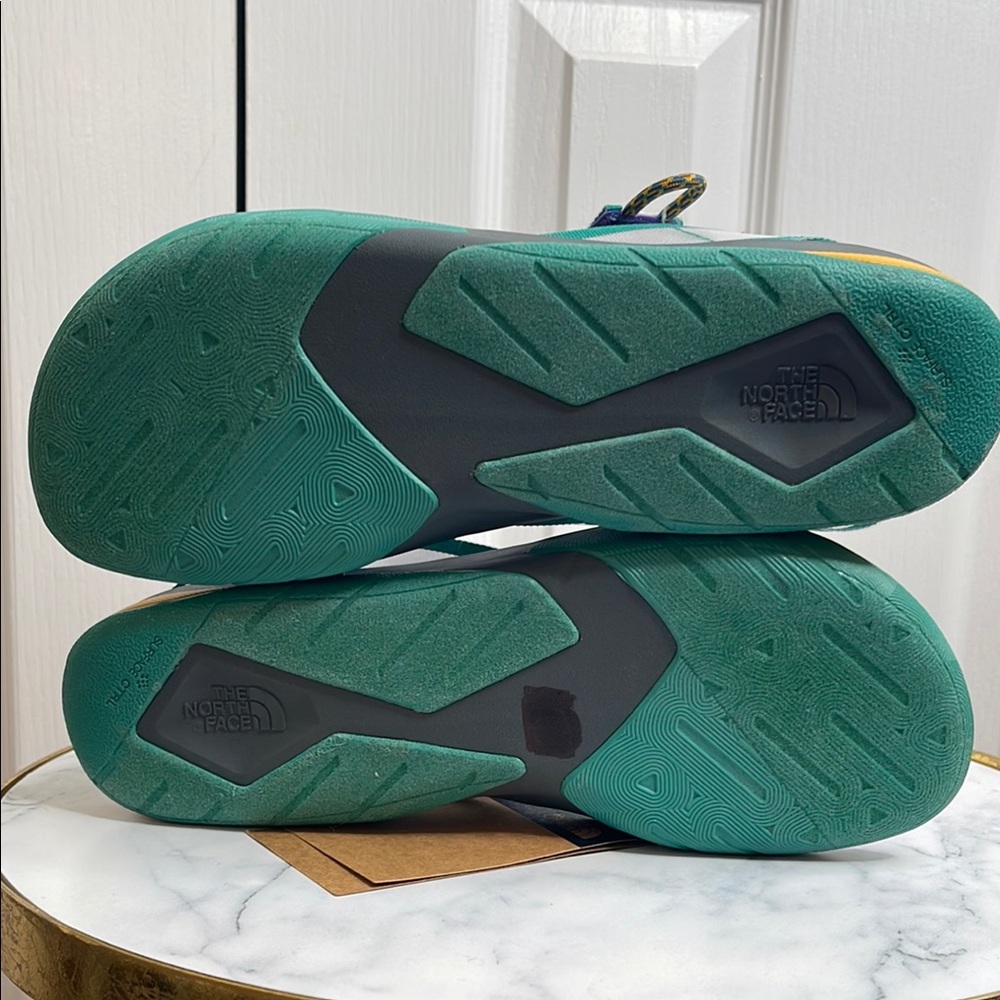 The North Face NWT Teal and Purple Sandals - Picture 5 of 7